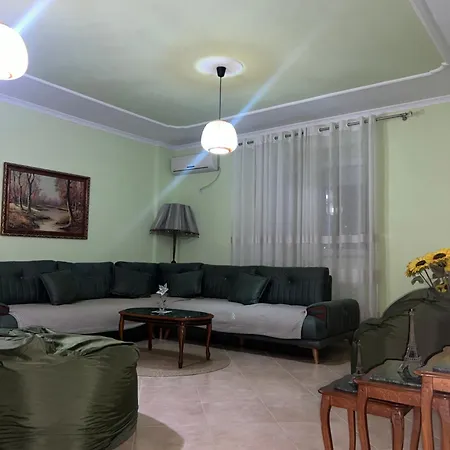 Home Away From Home ! Vlore Exterior photo