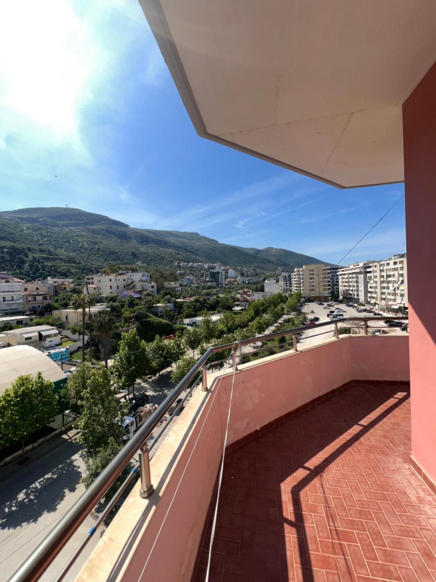 Away From ! Apartamento Vlorë